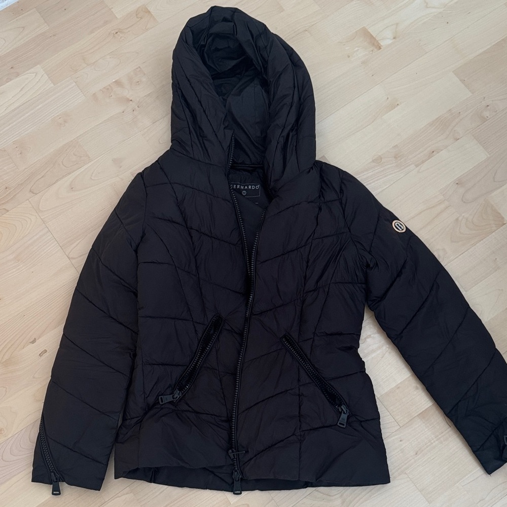 Bernardo Black Hooded Puffer Jacket